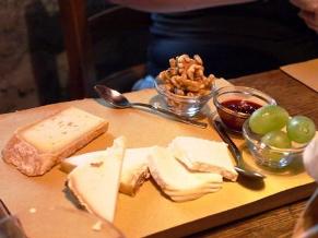 Il Nostro Formaggio di Capra - Our Goat Cheese - Le Notre Fromage de Ch�vre